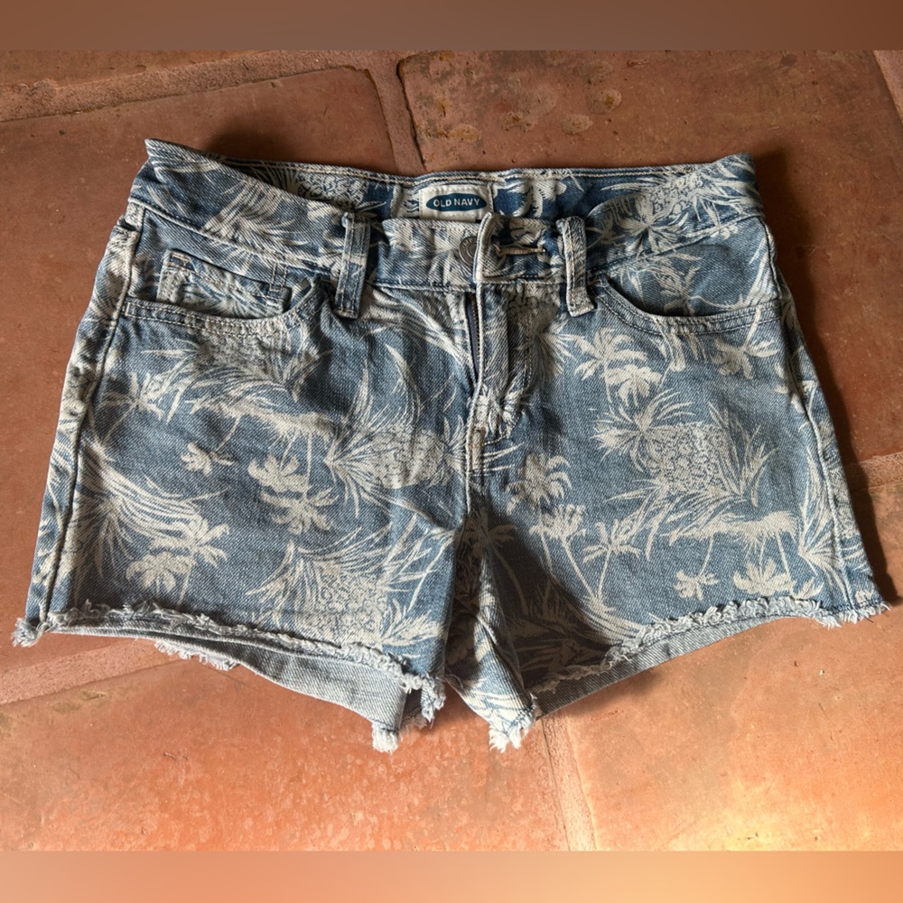 Old Navy girls pineapple Jean shorts size 12